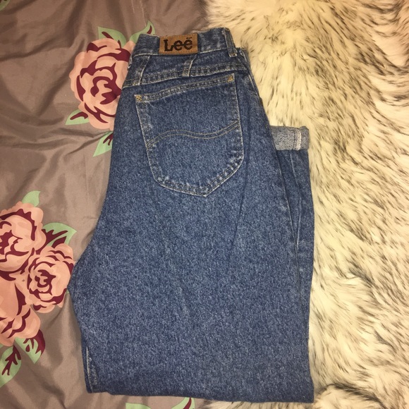 Vintage Lee High Waisted Blue Jeans Medium Wash - Picture 5 of 7